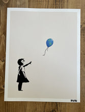 Charger l'image dans la galerie, girl with earth balloon